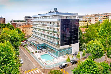 Aqua Hotel