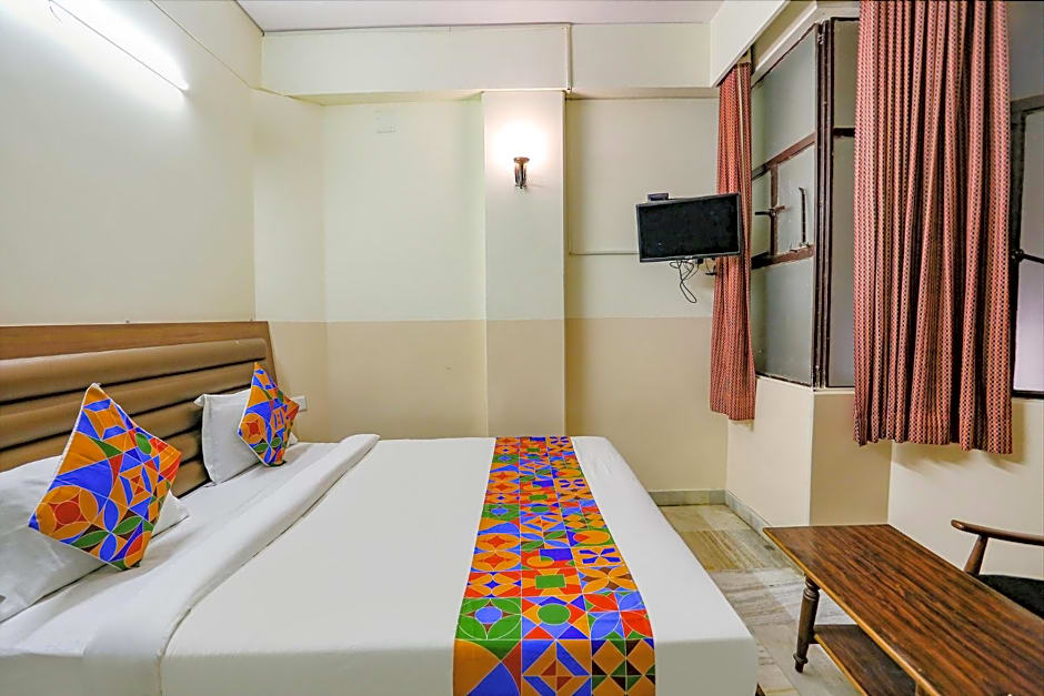 OYO Flagship 77769 Hotel Ashoka Inn