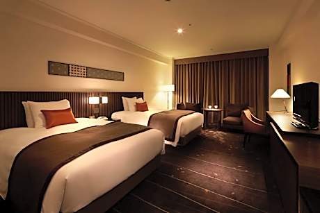 Junior Suite Twin (Non-Smoking) with Sauna Access