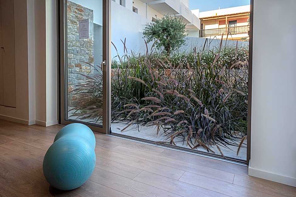 Maritimo Beach Hotel