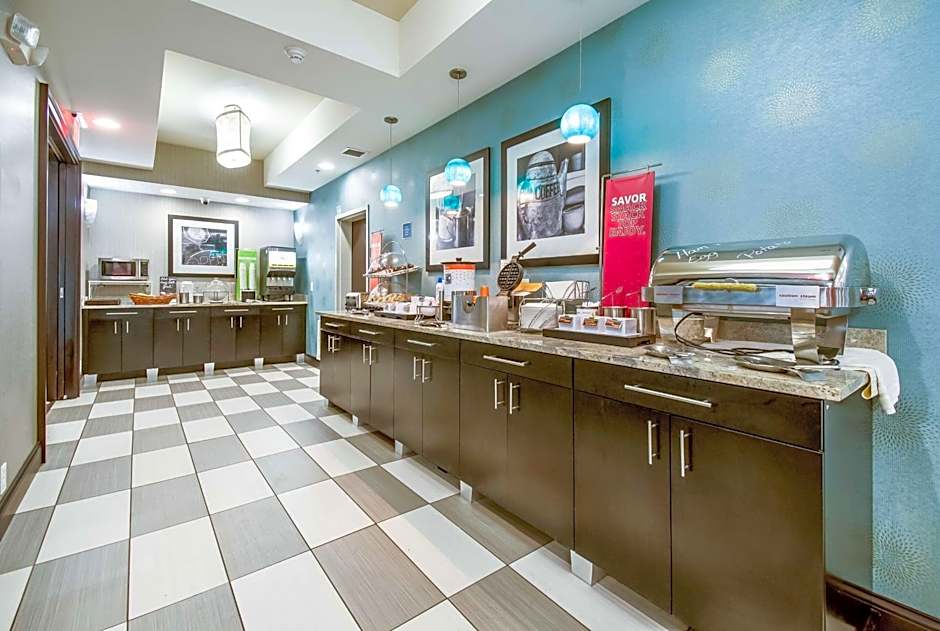 Hampton Inn By Hilton Columbus-West