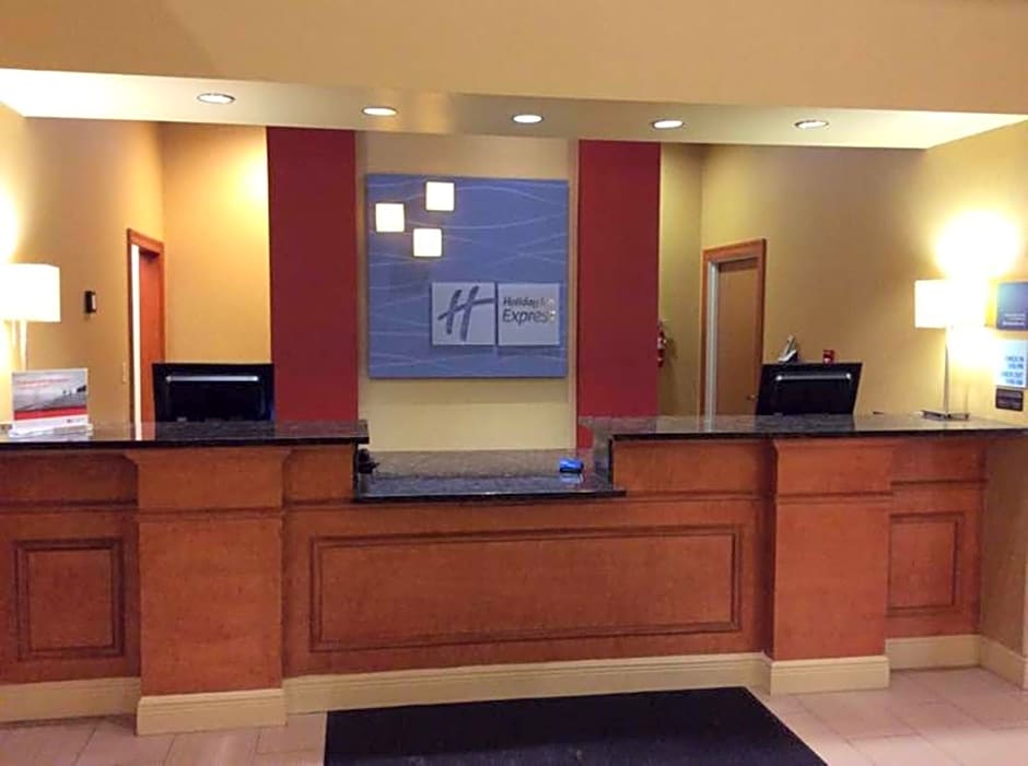 Holiday Inn Express Hotel & Suites Forest, an IHG Hotel