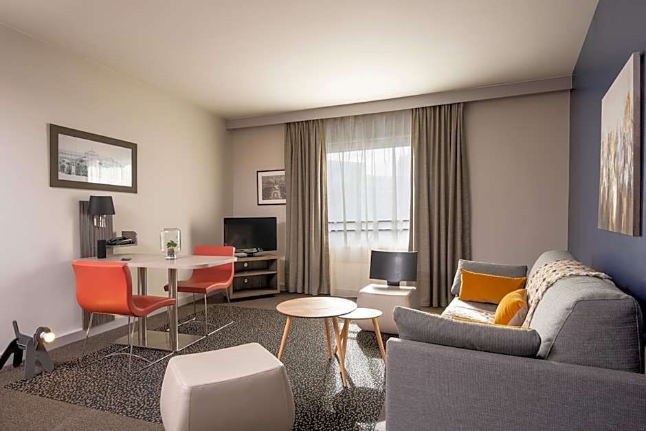 Adagio La Defense Esplanade Aparthotel