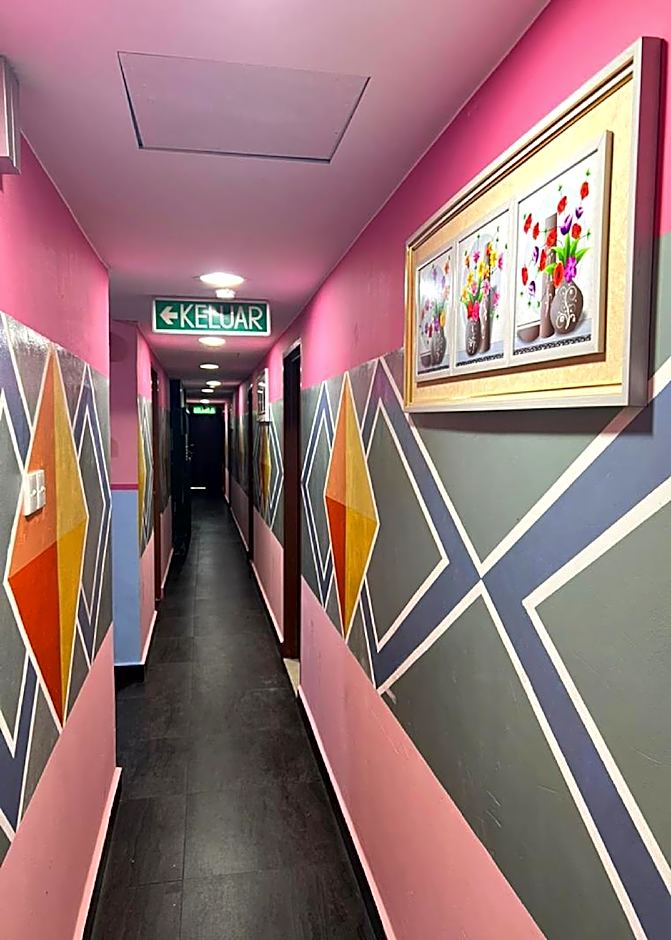 DE GLORY HOTEL USJ 21