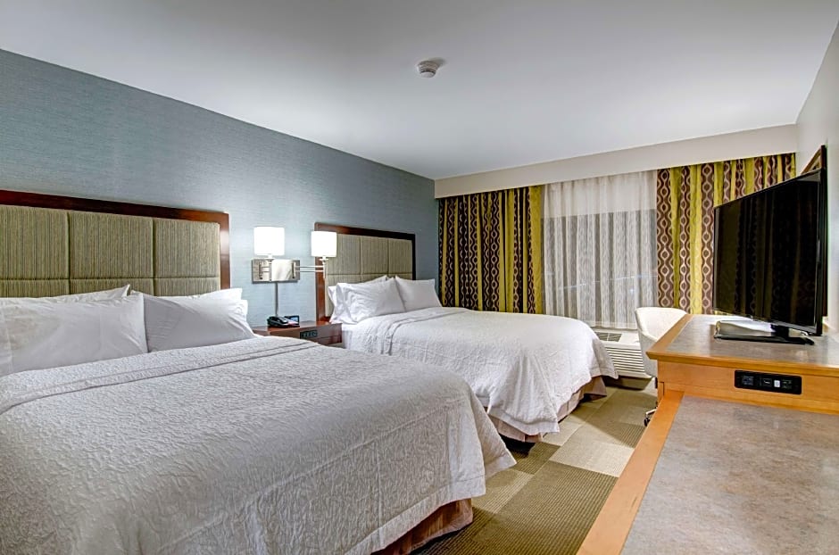 Photo 1 of 5 of 2 Queen Beds, Hearing Accessible