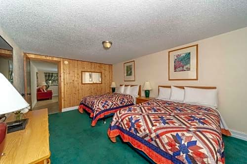Photo 1 of 12 of Family Suite
