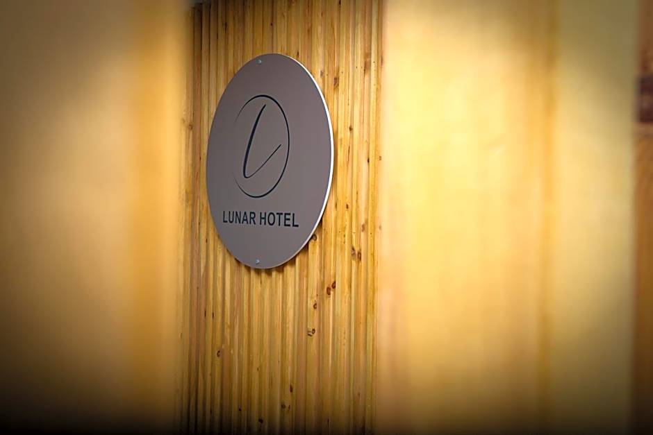 Lunar Hotel Modern Boutique