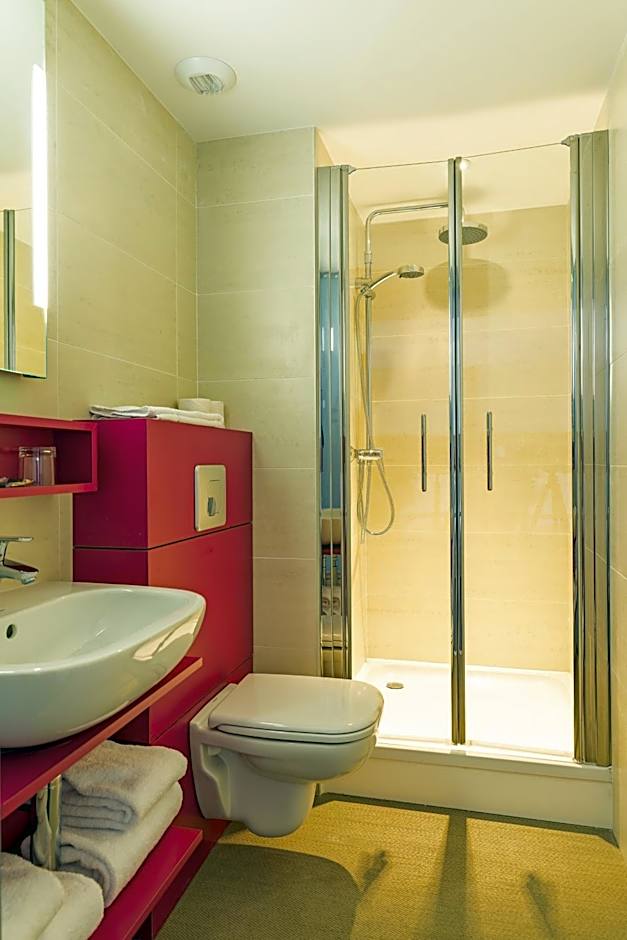 Hotel Le Pere Leon