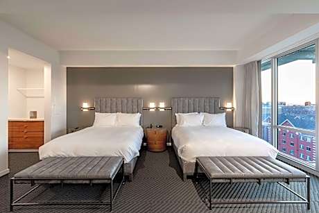 Queen Room with Two Queen Beds and Roll-In Shower - Mobility Accessible