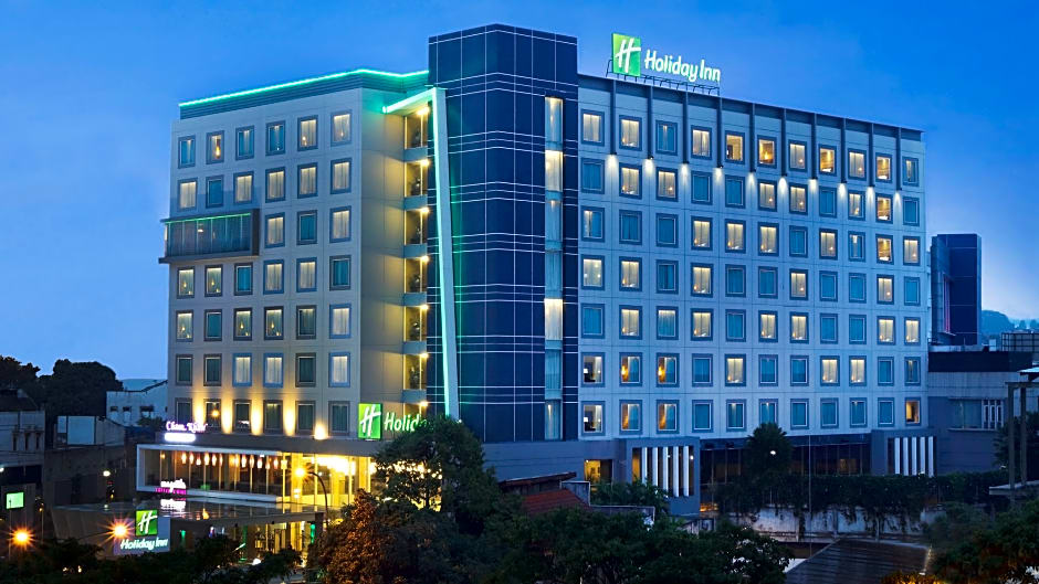 Holiday Inn Bandung Pasteur, an IHG Hotel
