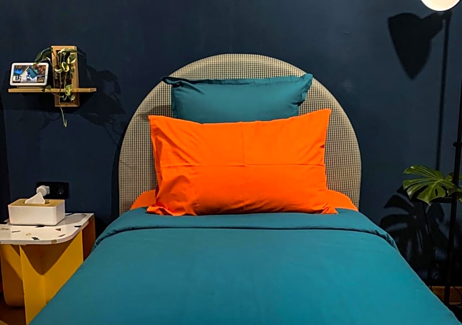 Mr A Hotel – Bandung, ID