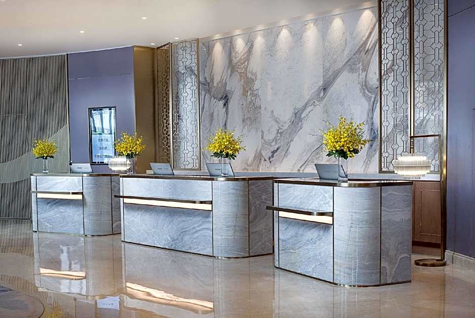 Ramada Plaza Fuxian Lake