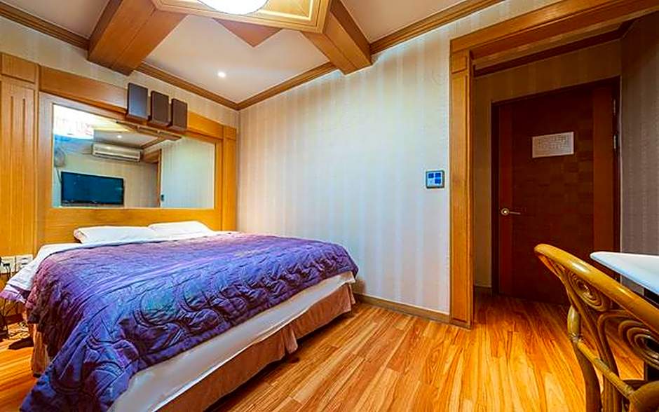 Gongju Hotel del Luna