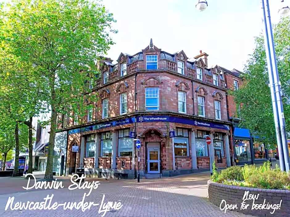 Darwin Stays - Service Accommodation in Newcastle under Lyme City Centre