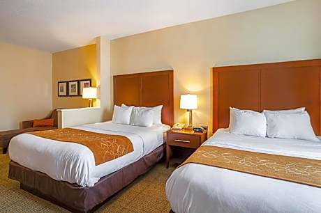 Room with Two Double Beds and Sofa Bed- Non-Smoking