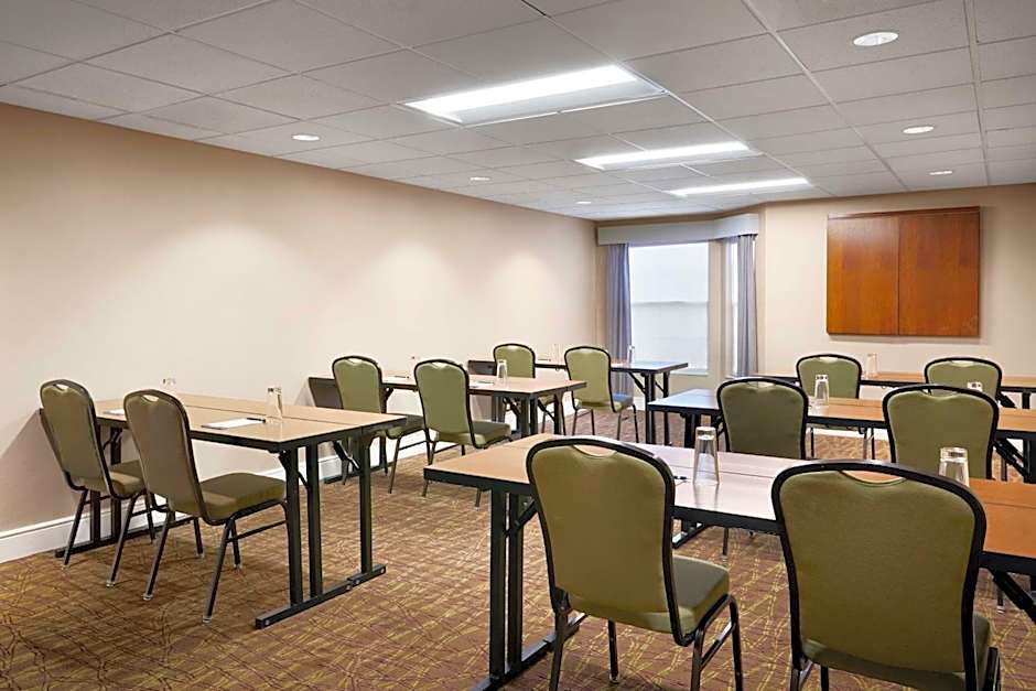 Homewood Suites By Hilton Baltimore-Bwi Airport