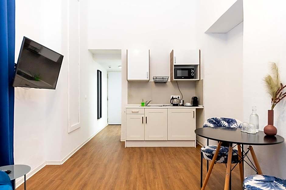 Adagio Downtown Rooms