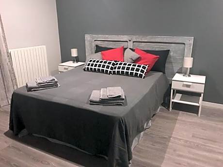 Quadruple Room with Private Bathroom