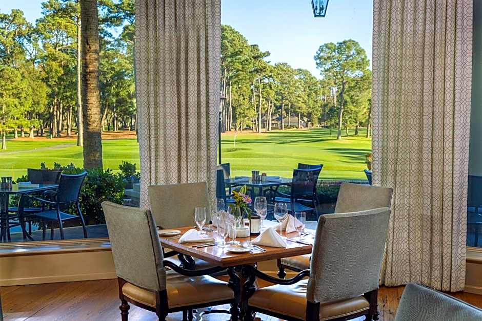 Inn and Club at Harbour Town