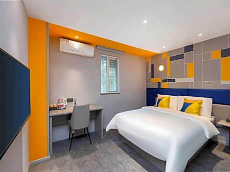 7 Days - Zizhu Bed Room