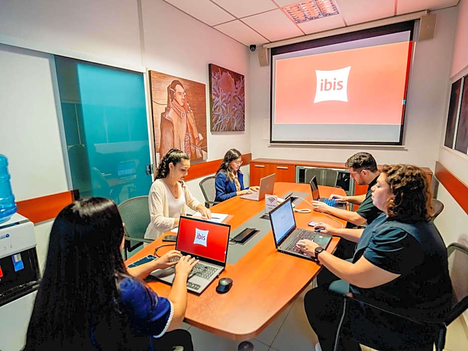ibis Asuncion