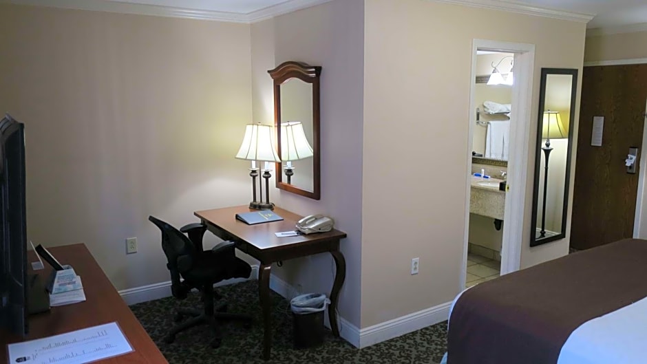 Best Western Plus French Quarter Courtyard Hotel