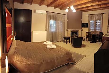 Studio with Spa Bath