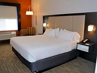 Holiday Inn Express & Suites Abilene By IHG