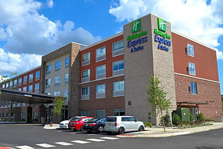 Holiday Inn Express & Suites Goodlettsville N Nashville By IHG