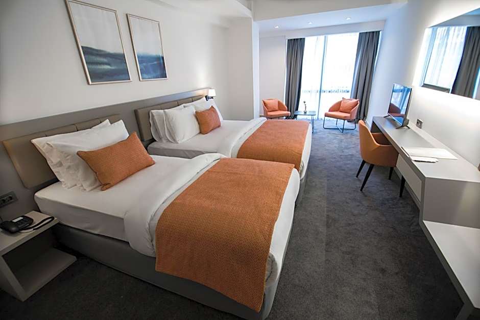 Dovv Hotel Busıness