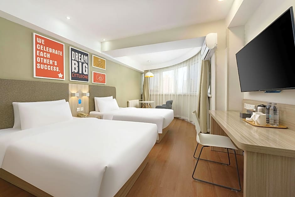 Hanting Hotel Dandong Railway Station