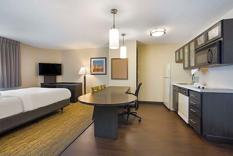 Sonesta Simply Suites Clearwater