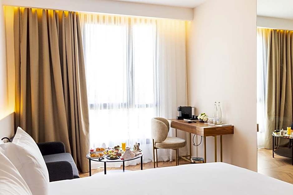 DIAGONAL HOTEL
