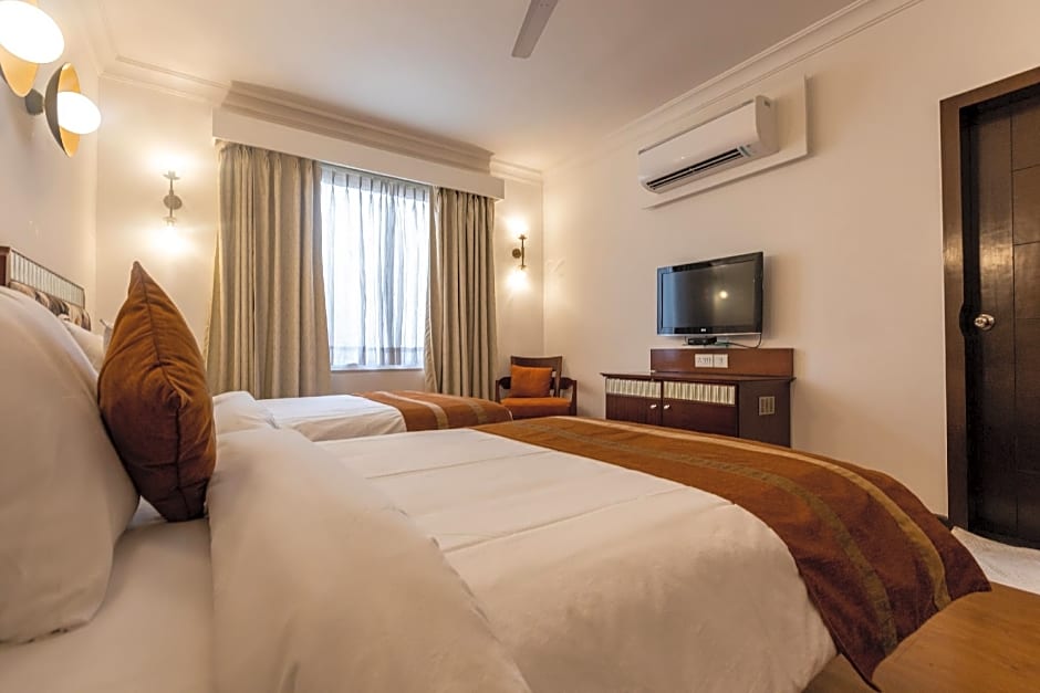 3 BY OYO Nami Residency Ahmedabad