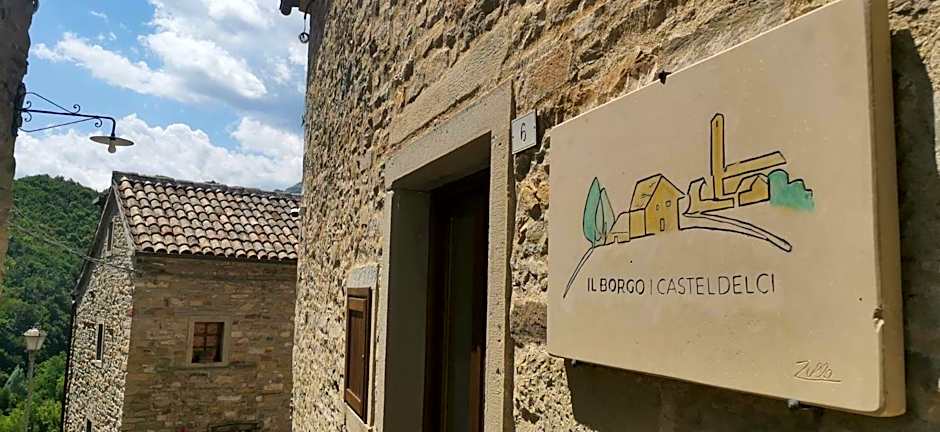 Il borgo Casteldelci