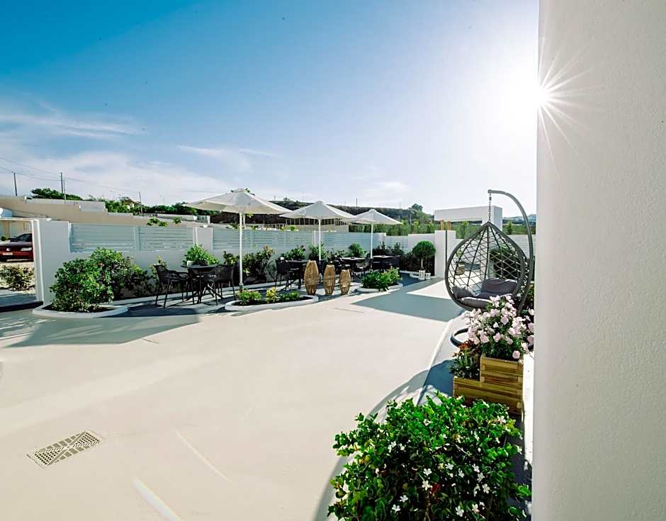 Santoterra Antigua Suites