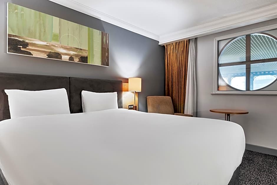 Park Inn By Radisson Cardiff City Centre