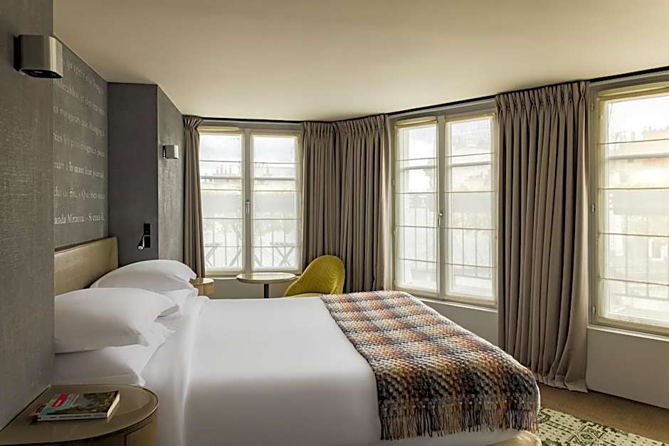 Le Pavillon Des Lettres