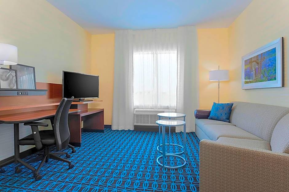 Fairfield Inn & Suites by Marriott Decatur at Decatur Conference Center