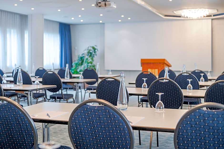 Metropole Swiss Quality Hotel