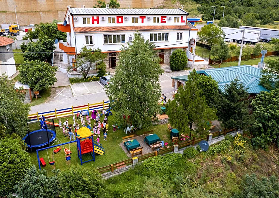 Hostel Izvor