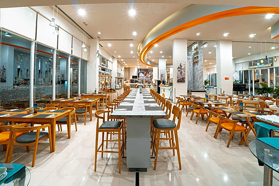 Harris Hotel Batam Center