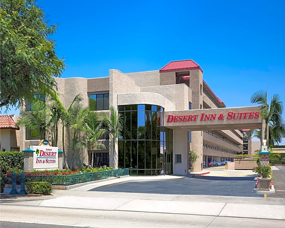 Anaheim Desert Inn & Suites