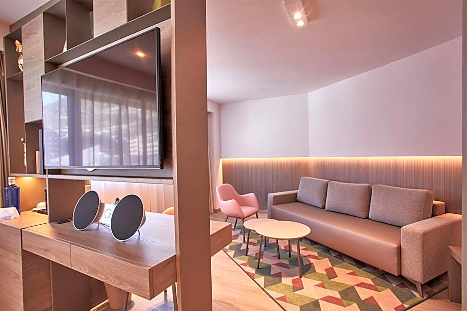 Grand Plaza Hotel & Wellness