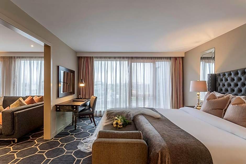 Athlone Springs Hotel