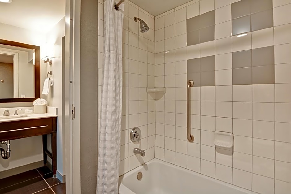 Homewood Suites TechRidge Parmer @ I-35