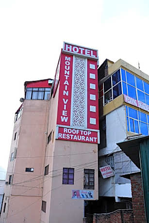 Hotel Mountain View And Rooftop Restaurant