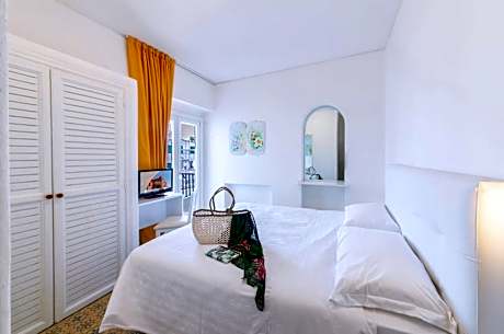 Triple Room with Balcony