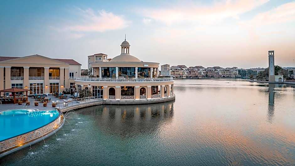 Millennium Lakeview Residence
