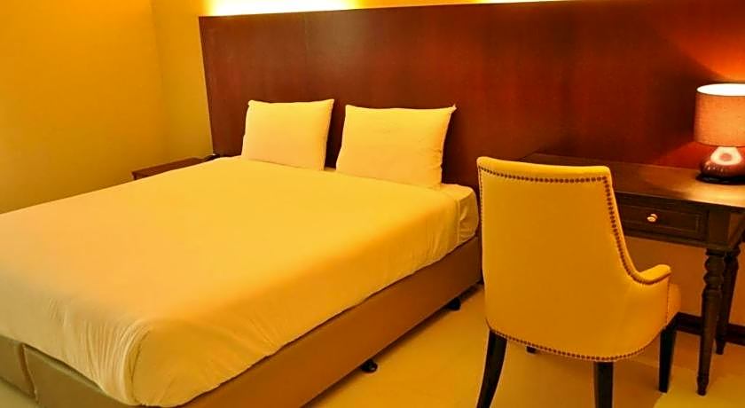 Aramis Hotel